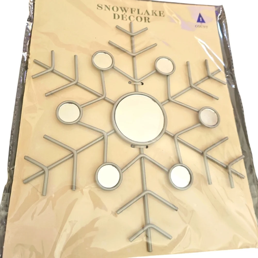 Snowflake Decor - Picture 1 of 2